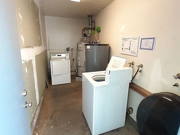 3rd image of 2545 28th St APT 5
