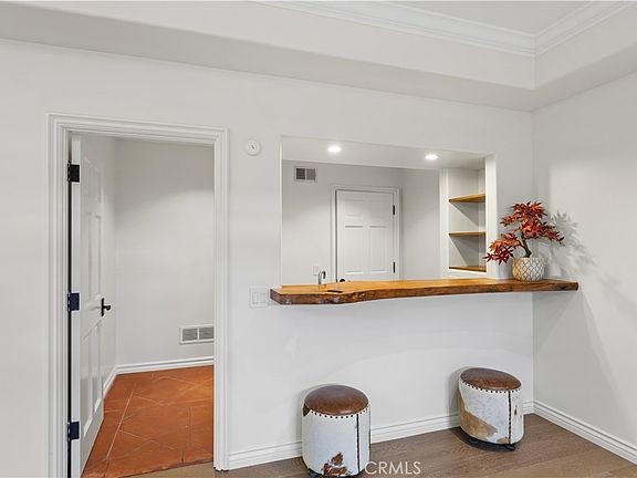 5th image of 5206 Pacific Ave