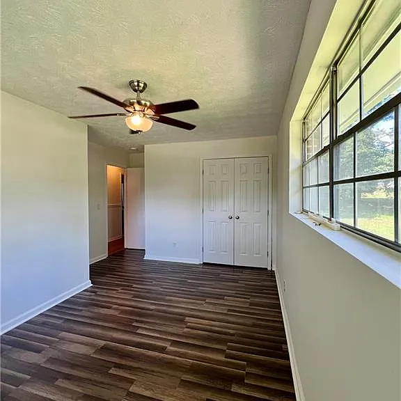 6695 Courtney Dr — Photo 19