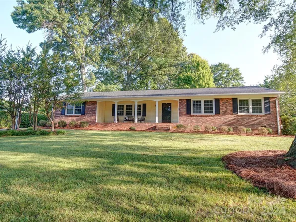 2318 Shaw Ave, Gastonia, NC 28054