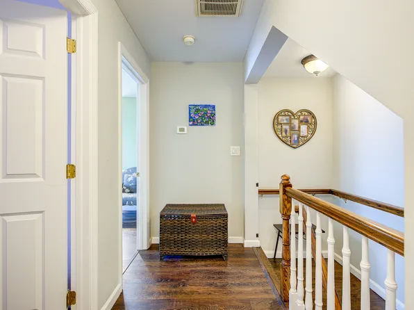 168-03 Powells Cove Boulevard image 26 of 48