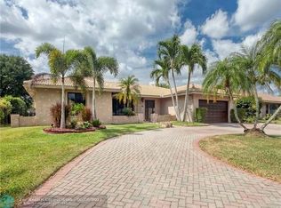 8480 NW 2nd St, Pompano Beach, FL 33071