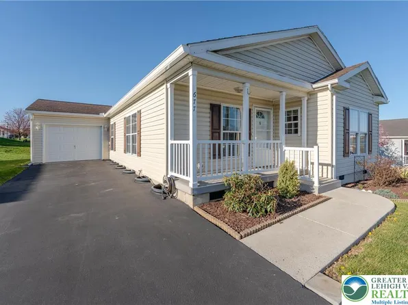 677 San Simeon Pl, Easton, PA 18040