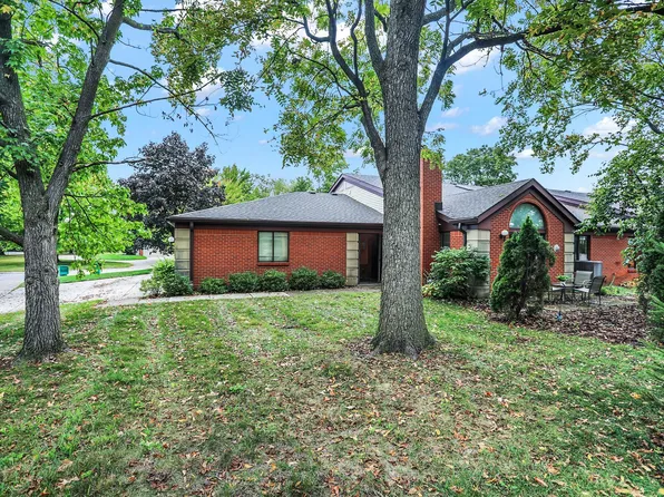 9351 Oak Run Cir, Indianapolis, IN 46260