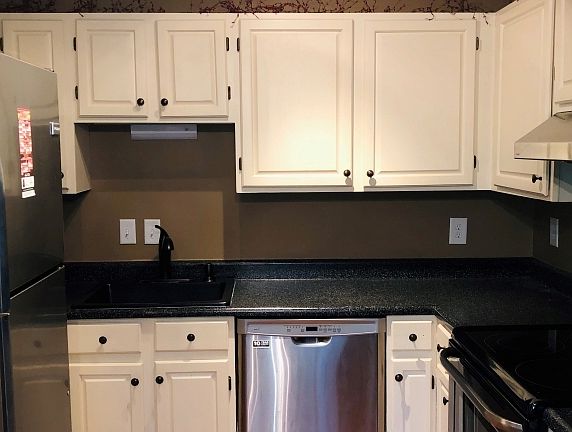 3rd image of 304 Whetstone Mls #304
