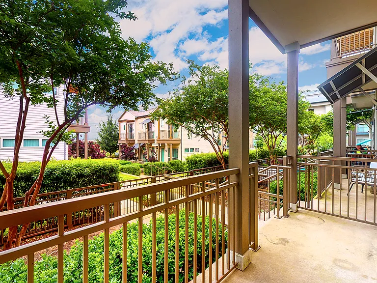 The District At Cypress Waters - Parson's Green — Photo 933
