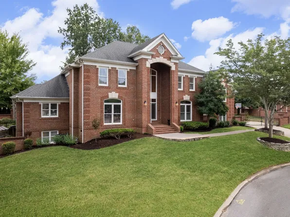103 Hidden Way Ct, Hendersonville, TN 37075