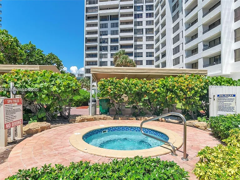 3505 S Ocean Dr #208 — Photo 14