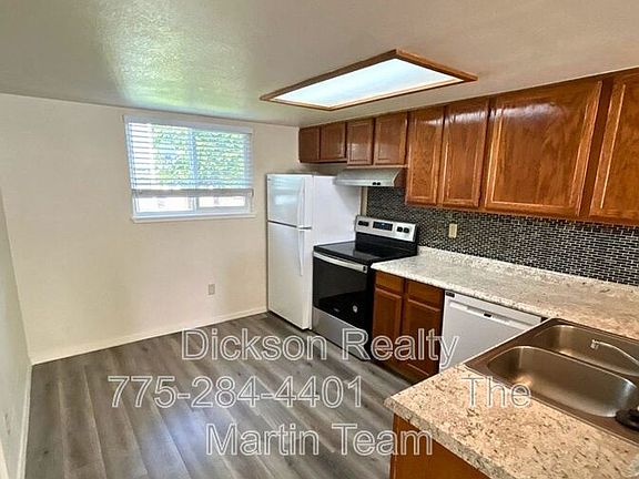 3rd image of 3673 Grant Dr #C