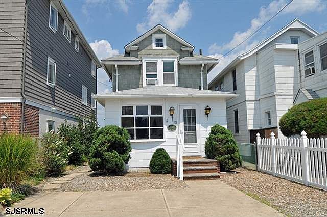 1st image of 1344 Pleasure Ave