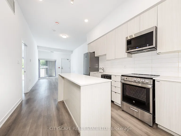 2433 Dufferin St #105 — Photo 10
