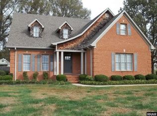 154 Royal Oak Cv, Martin, TN 38237
