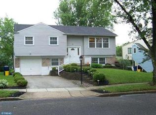 7 Blue Ridge Rd, Voorhees, NJ 08043