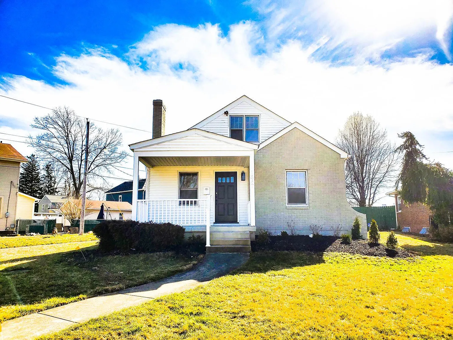 1887 Clifton Ave photo 1