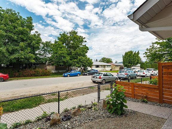 4th image of 949 Stockwell Ave