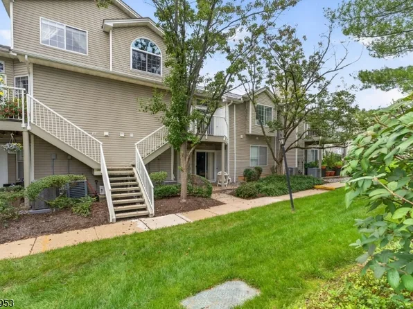 22 Pine Court #22, Bedminster Twp., NJ 07921