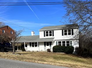 4415 Rosecrest Rd, Roanoke, VA 24018