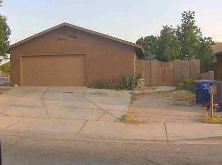2nd image of 4749 W 19th Ln