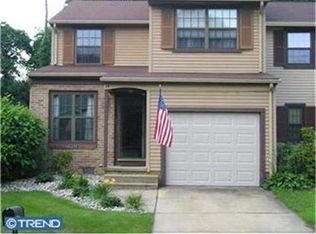 14 Farnwood Rd, Mount Laurel, NJ 08054