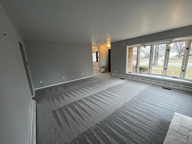 715 Williams Dr — Photo 41