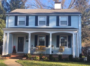 1126 Spruce Rd, Charleston, WV 25314