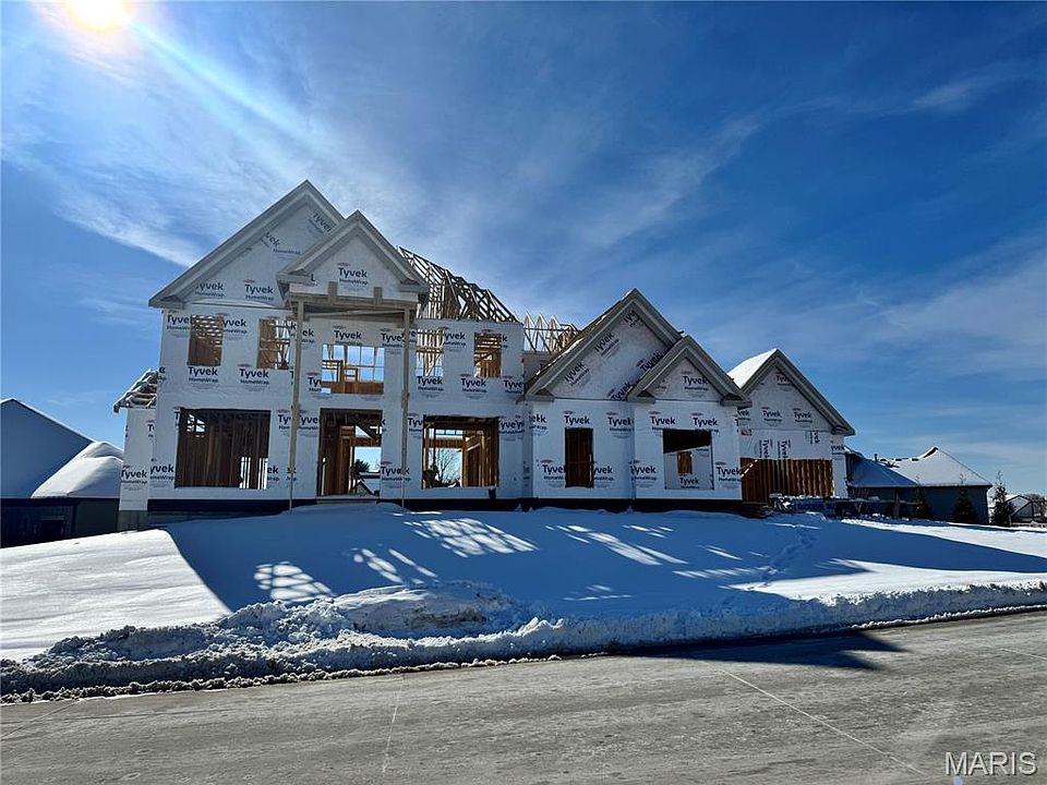 1st image of 744 Silver Buck Ln