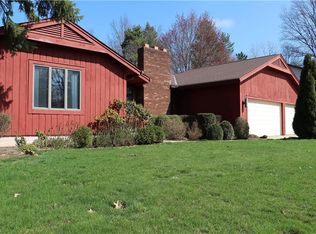 35015 Aspenwood Ln, Willoughby, OH 44094