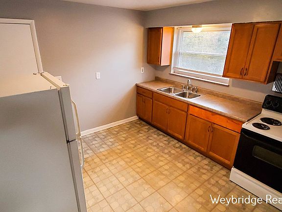 3rd image of 6540 Iris Ave Unit 2