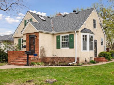 3985 Reservoir Blvd, Minneapolis, MN, 55421