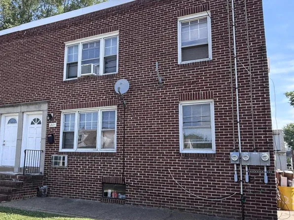 2214 Cove Rd, Pennsauken, NJ 08110