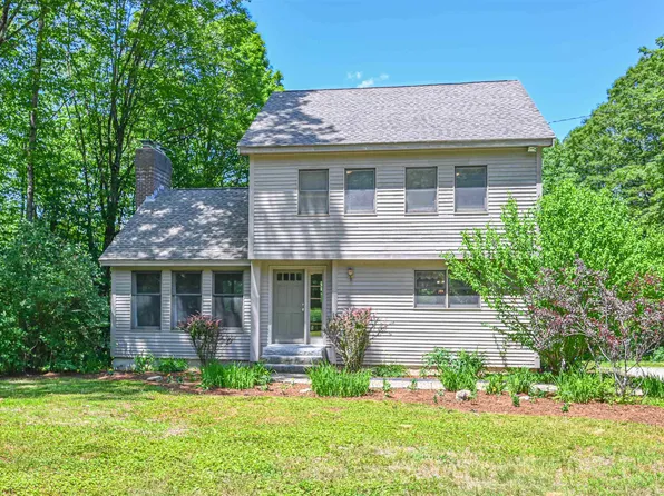 21 Portage Road, Goffstown, NH 03045