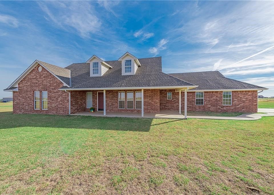 1st image of 6162 Tracy Ln