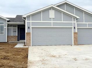 1301 Autumn Rd, Hickman, NE 68372