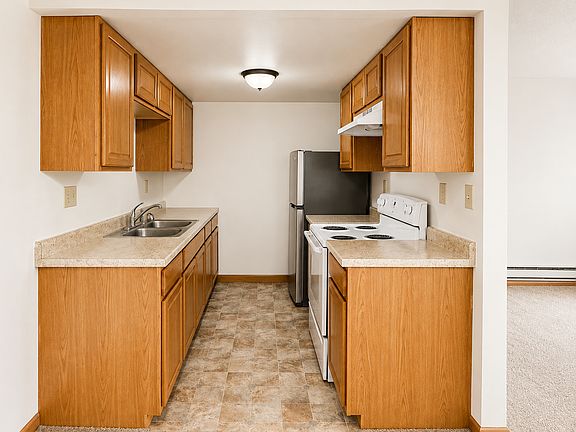 5th image of 201 1st Ave APT 9