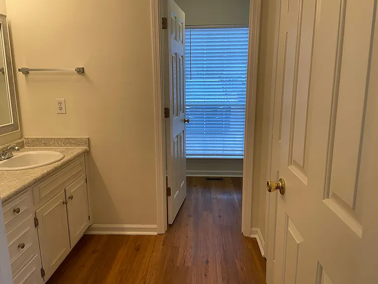 306 W Wyatts Pond Ln — Photo 14