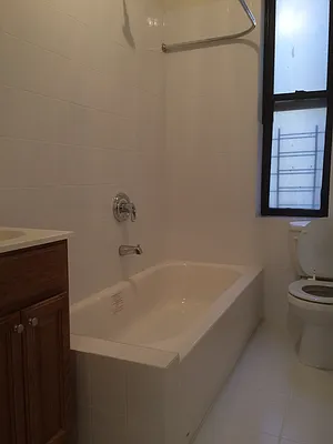 Rented by Abba Realty Associates INC | media 44