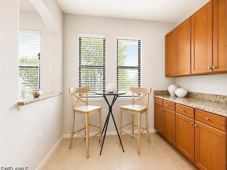 1367 Artesia Dr E #302 — Photo 8
