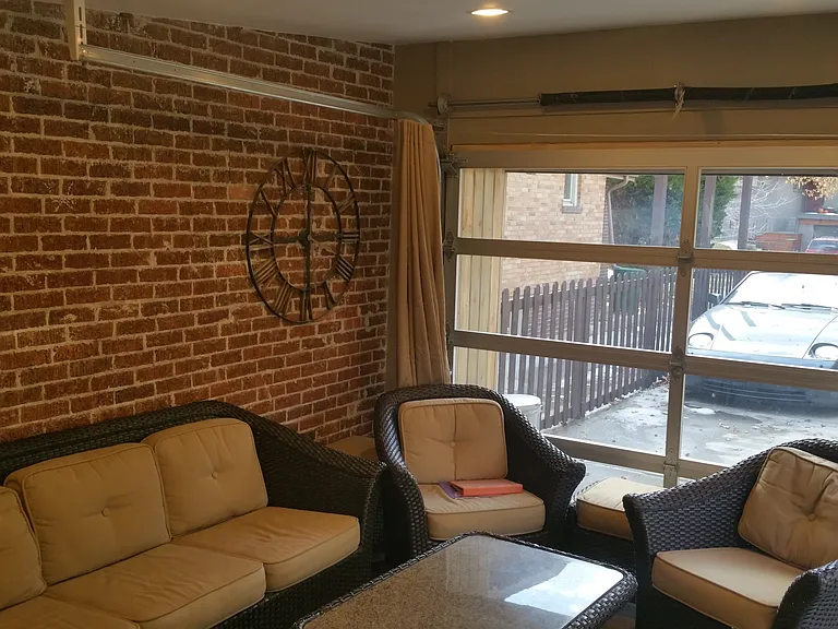 4162 Hooker St — Photo 3