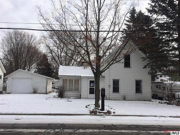 4th image of 115 Woodworth St