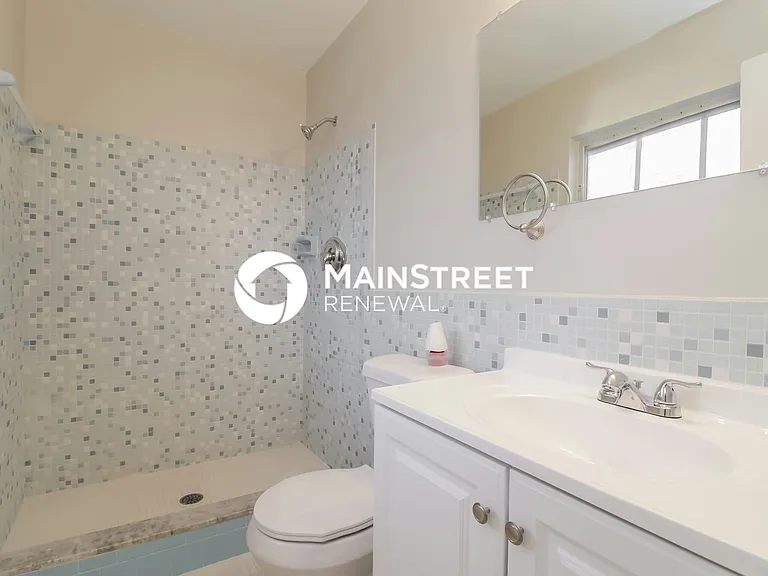 Main Bathroom