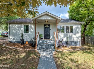 1108 Sunrose Rd, Knoxville, TN 37914