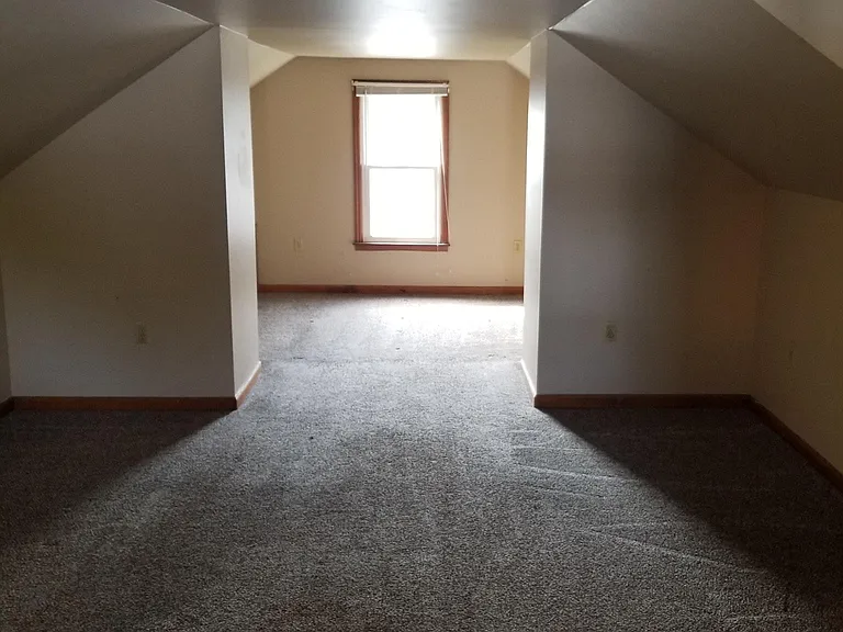 625 High St #B — Photo 8