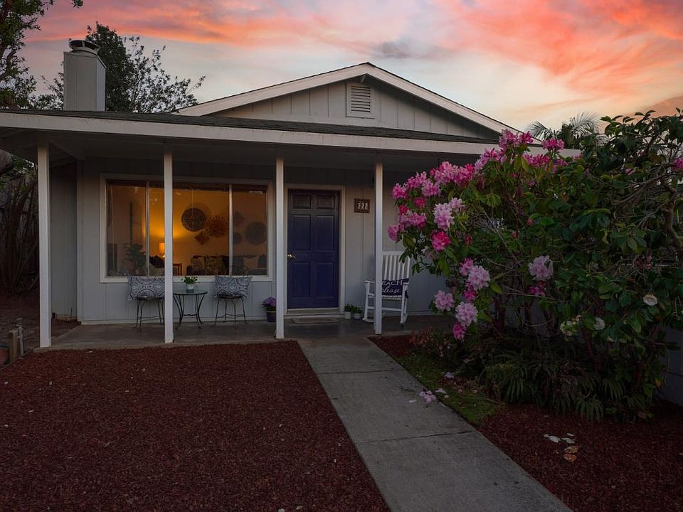 1st image of 222 Altivo Ave