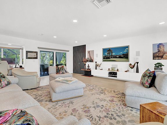 4th image of 10644 Avenue Of The Pga