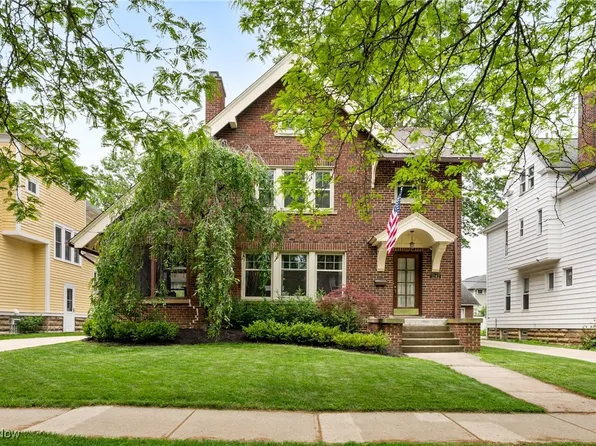 1242 Belle Ave, Lakewood, OH 44107