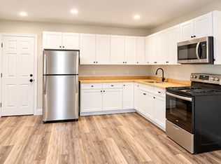 37 Cottage St UNIT D, Sanford, ME 04073