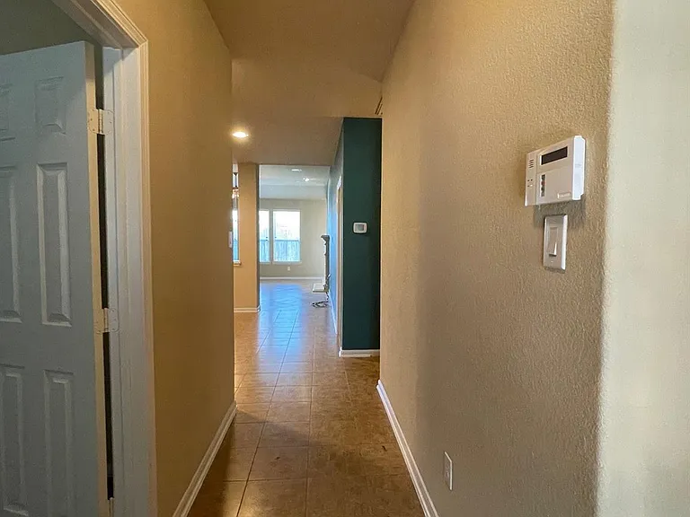 21554 Hawkspur Ridge St — Photo 3