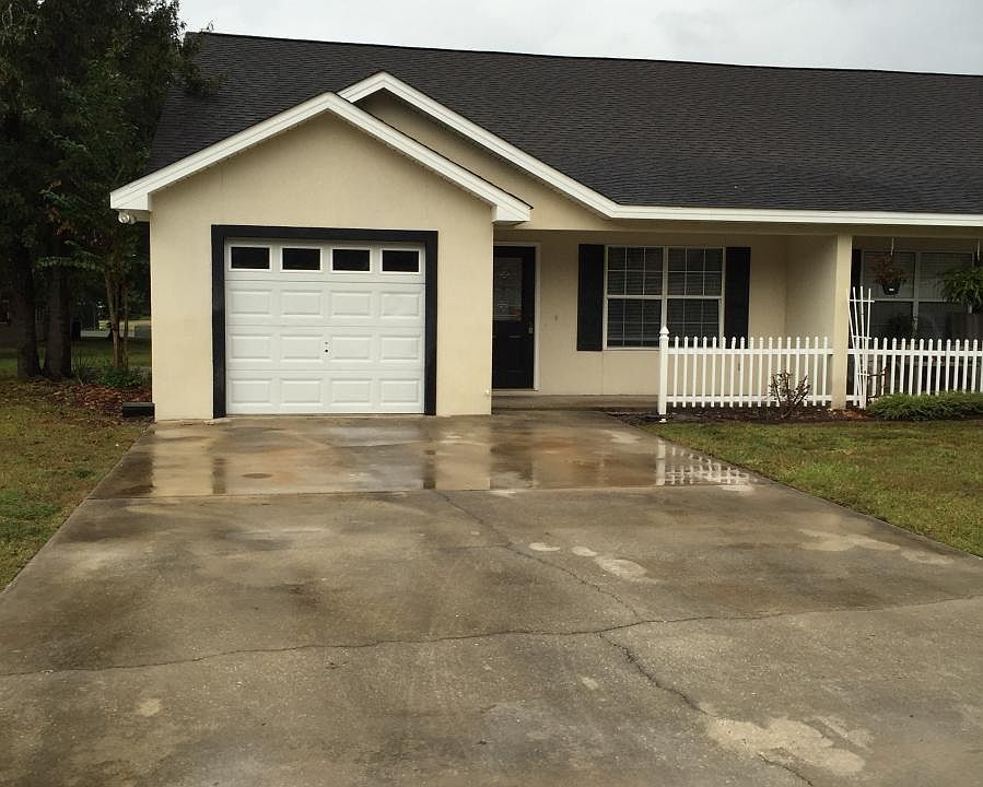 1st image of 312 Windridge Dr #312