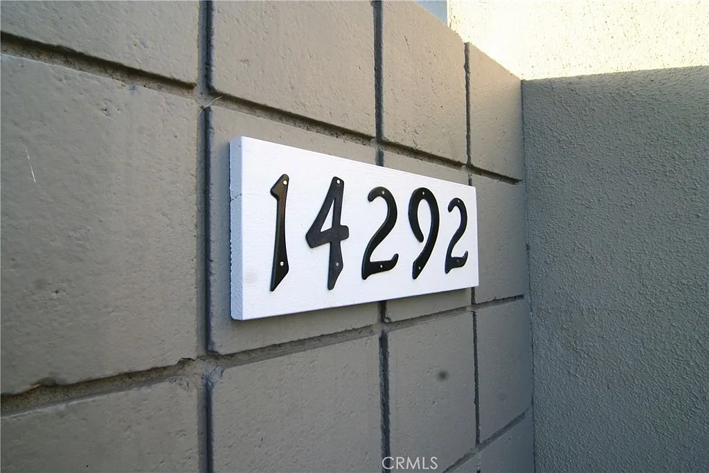 3 bed, 2.5 bath, 1492 sqft, $3,700 — Photo 1