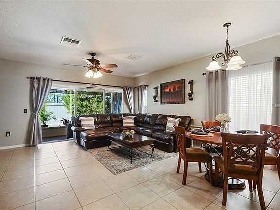 4th image of 20472 Needletree Dr